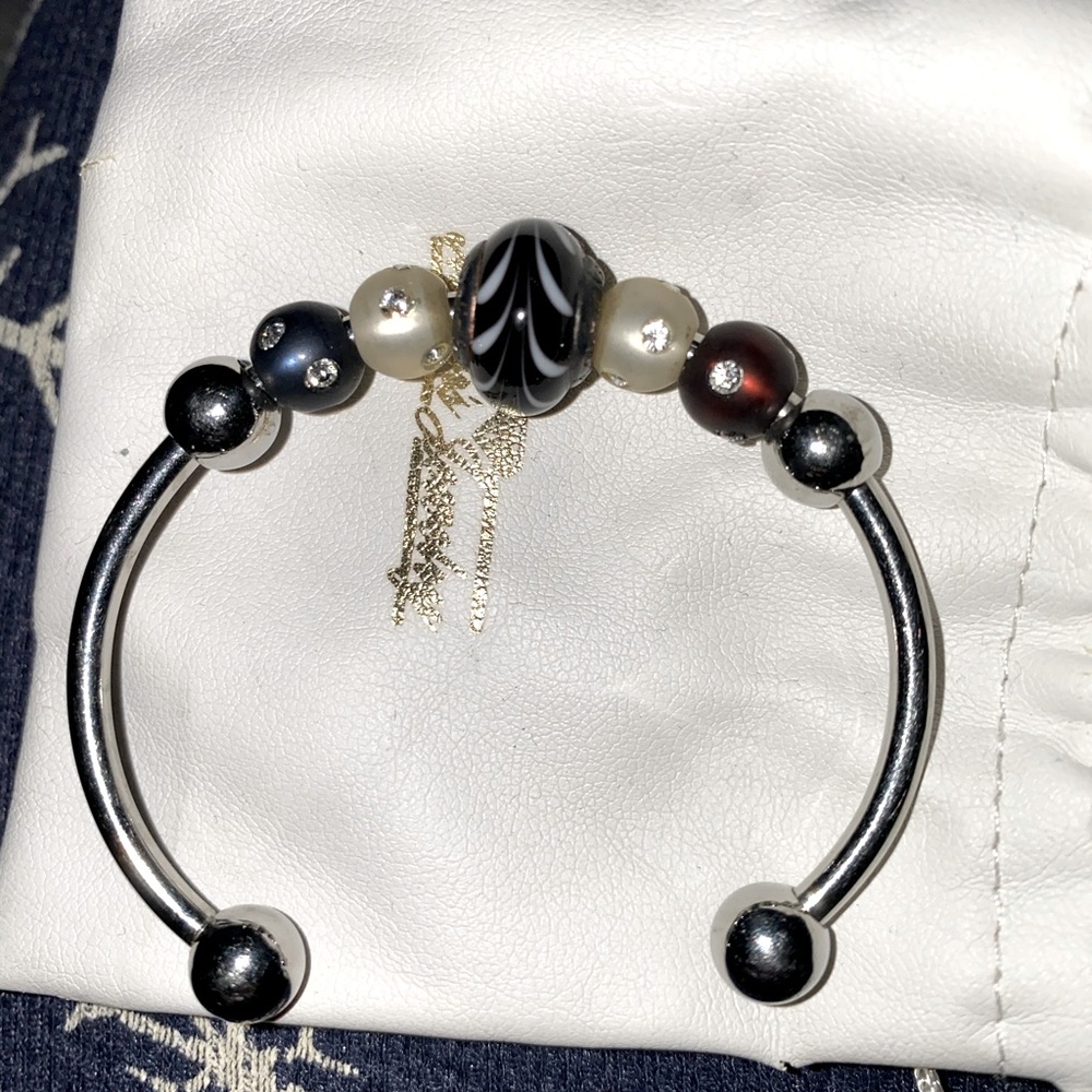 Pandora bracelet never worn